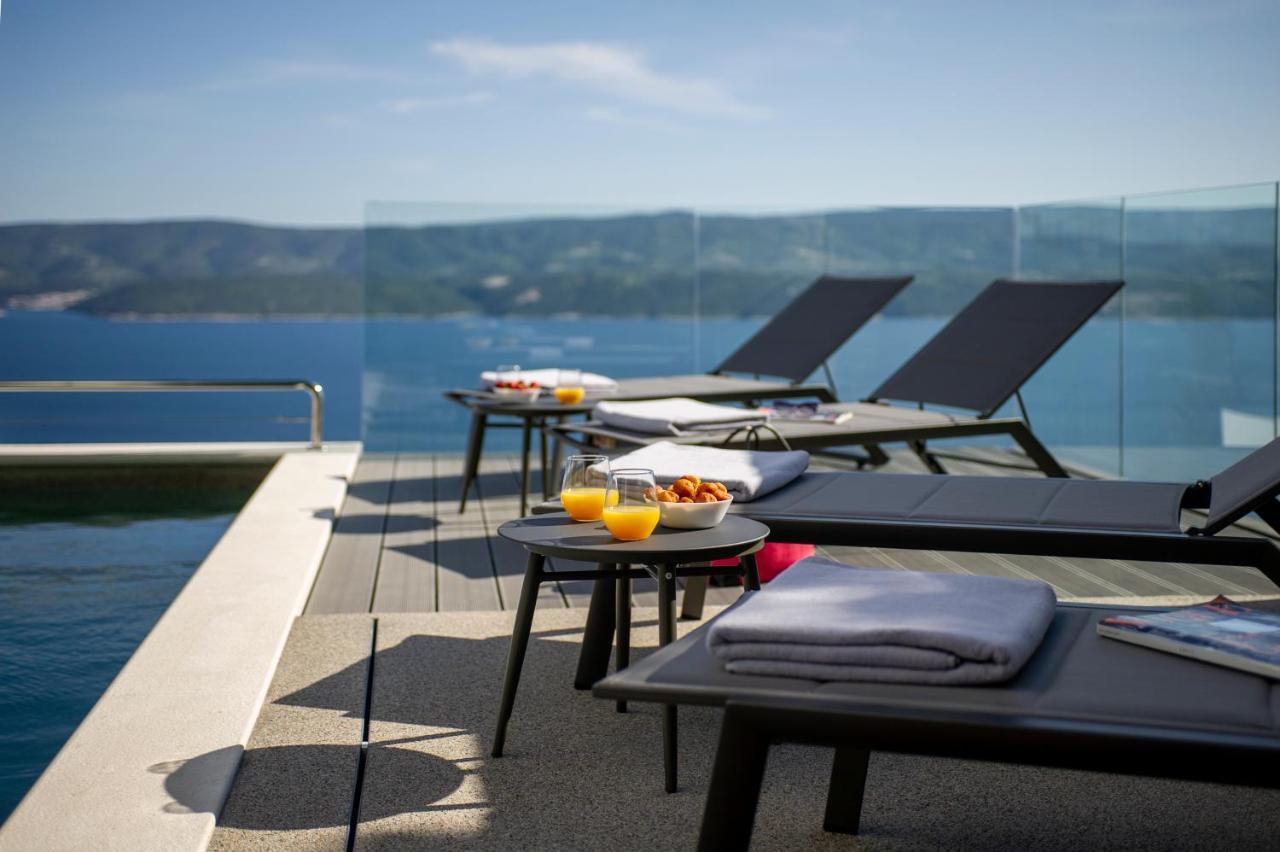 Villa Dispet With Heated Pool, Jacuzzi, Sauna And Cinema Celina Luaran gambar